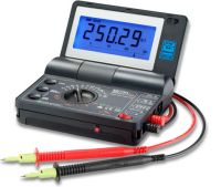 Digitales Kfz-Präzisions-Klappmultimeter